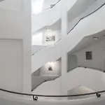 Отель Malom